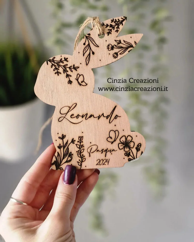 coniglio in legno segnaposto battesimo - immagine 2
