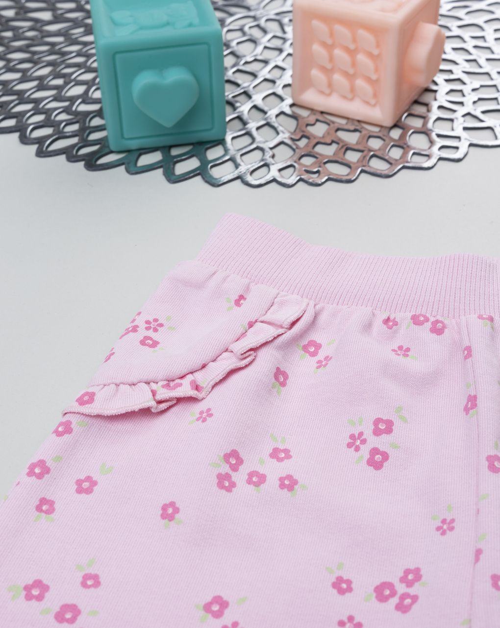 Pantalone bimba rosa allover - immagine 4
