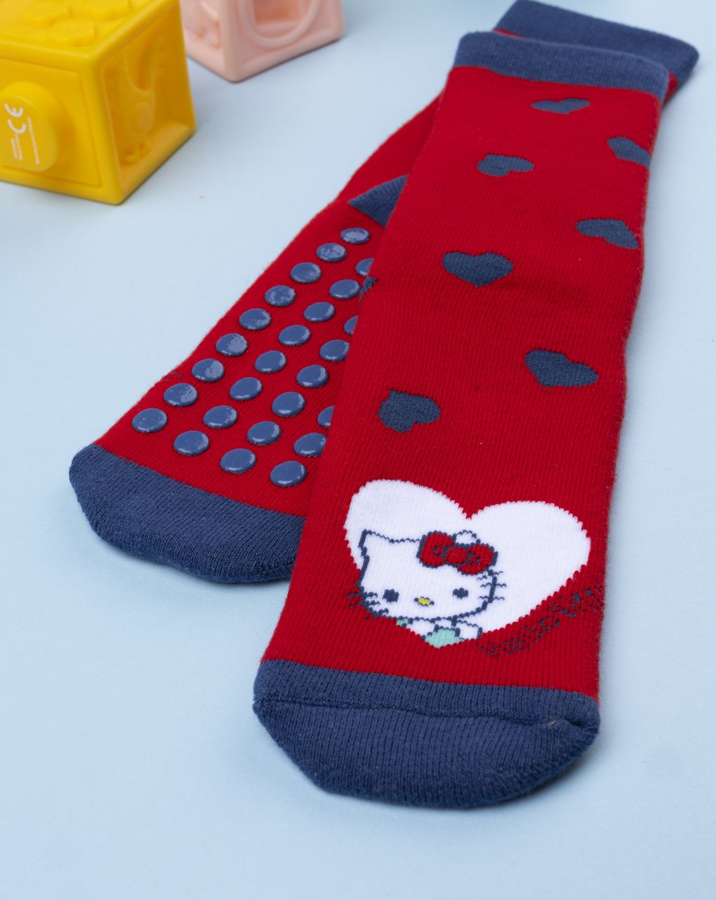 Calze antiscivolo rosse bambina hello kitty - immagine 4